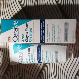 CeraVe Acne Clay Cleanser & Oil Control Moiaturizing Gel
